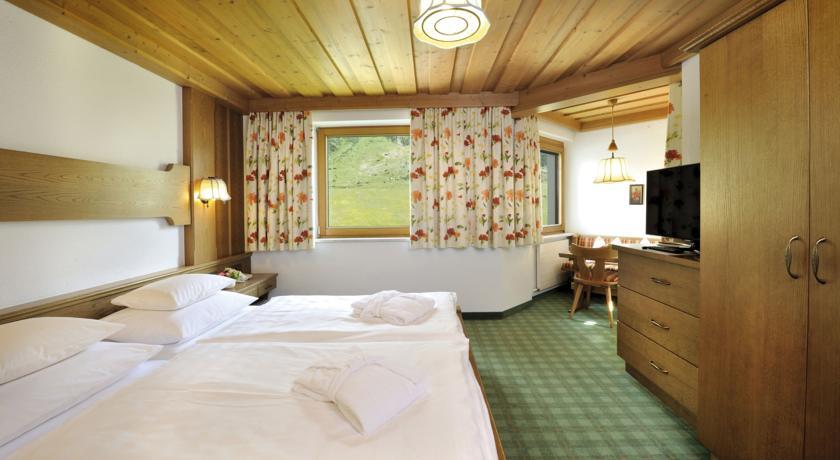 Alpenhotel Tirol Galtür Chambre photo